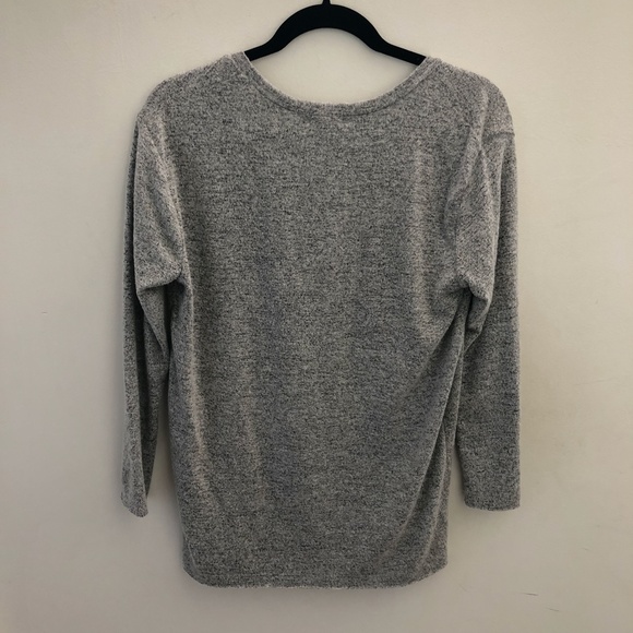 BP. Cozy V- Neck Sweater Grey Sz. Small - Picture 6 of 7